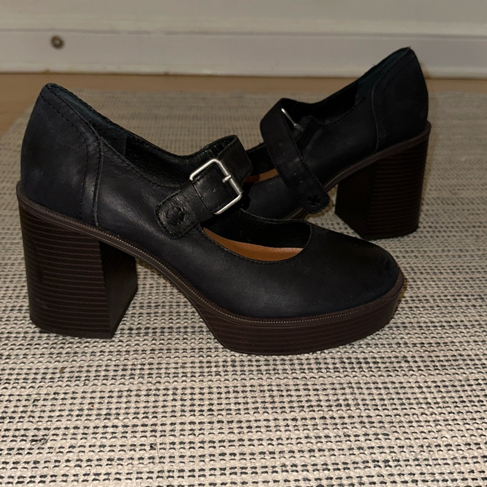 Lucky Brand Oliviea Mary Jane Pump NWOT